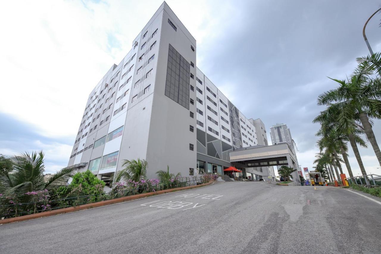 Oyo Capital O 89357 Unicorn Hotel Seri Kembangan Eksteriør billede