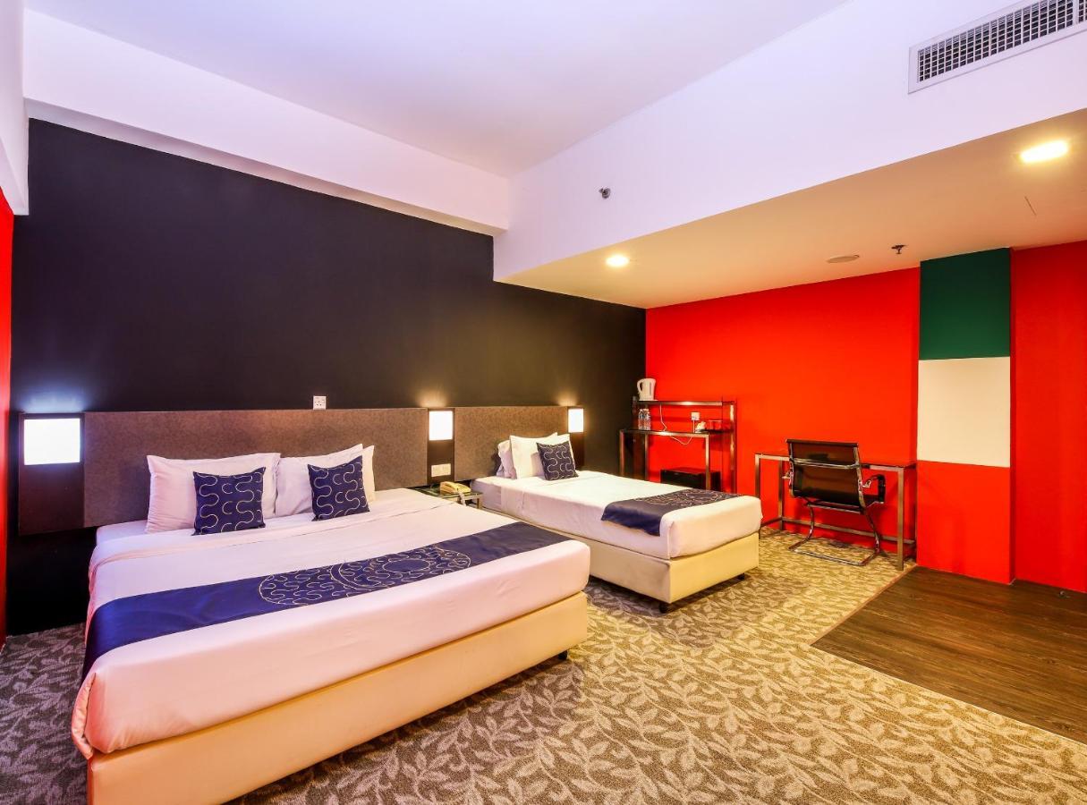 Oyo Capital O 89357 Unicorn Hotel Seri Kembangan Eksteriør billede