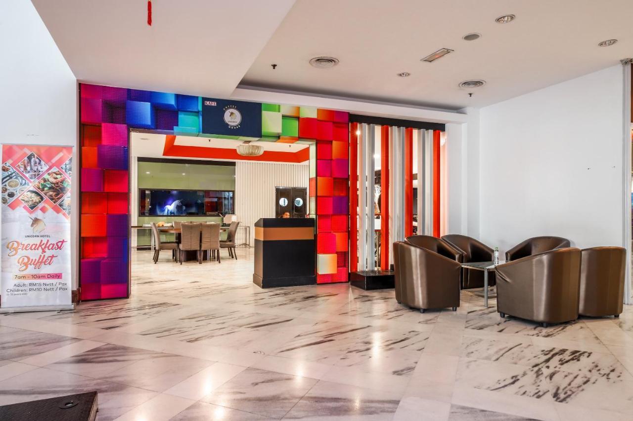 Oyo Capital O 89357 Unicorn Hotel Seri Kembangan Eksteriør billede