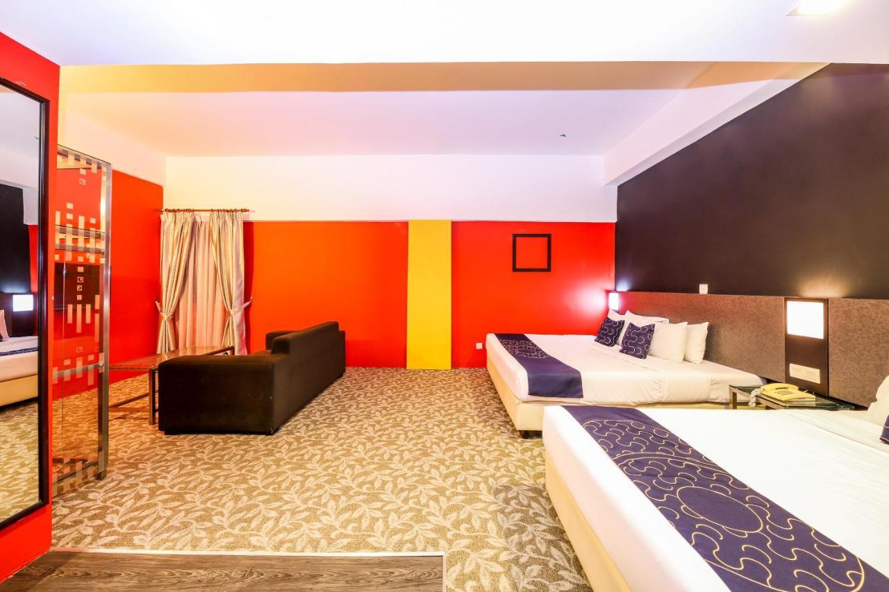 Oyo Capital O 89357 Unicorn Hotel Seri Kembangan Eksteriør billede